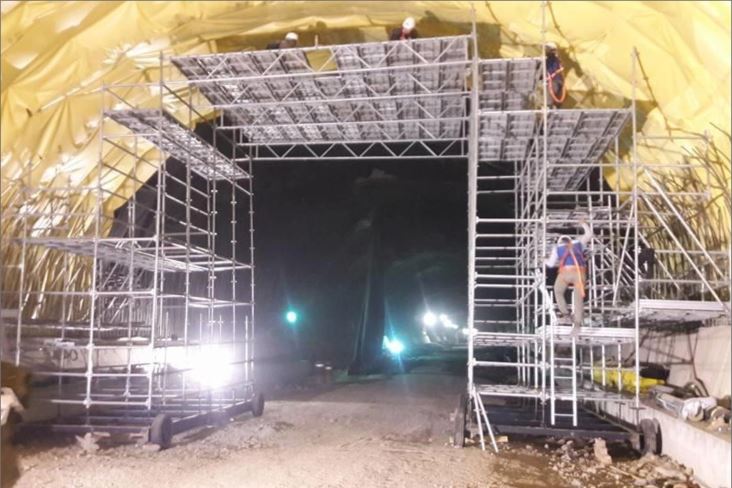 Andamio para corredores y pasarelas